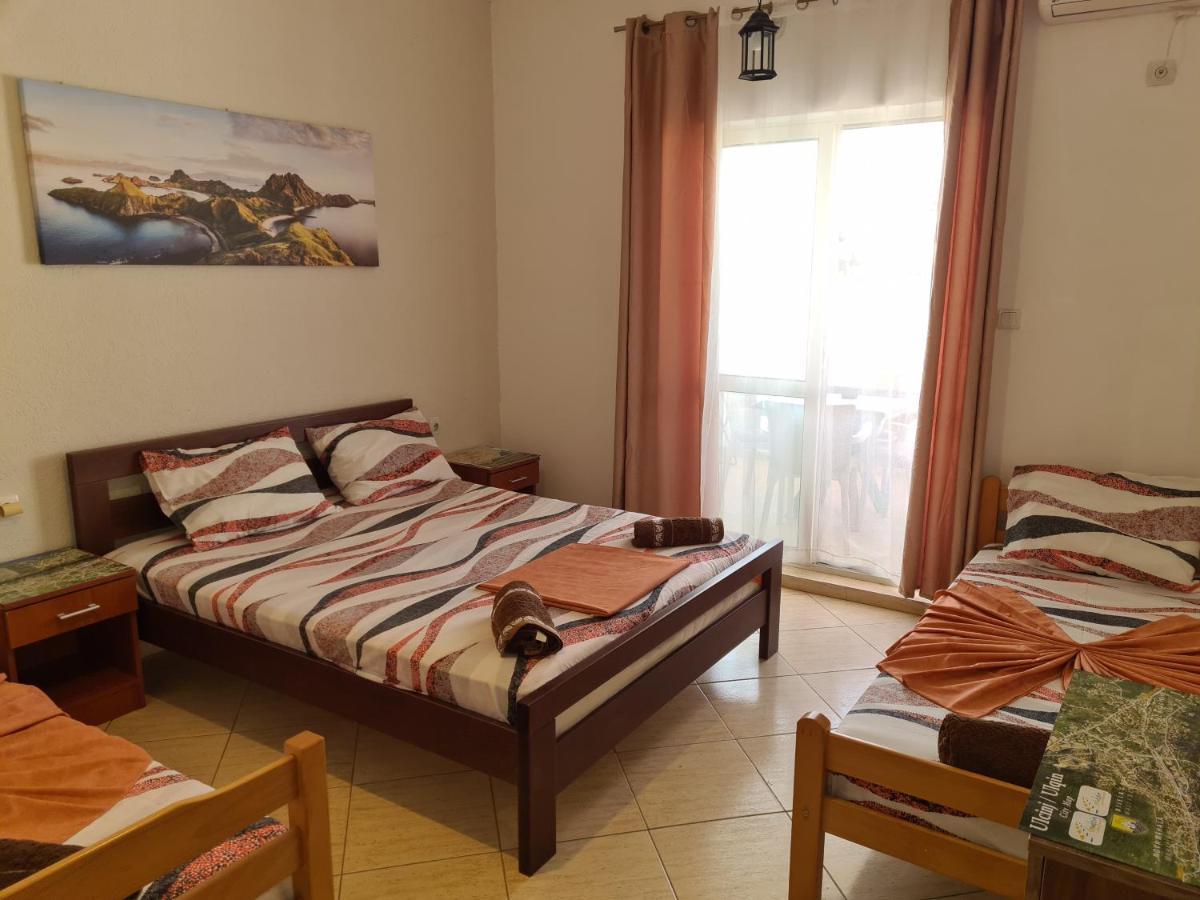 Beach Walk Apartments Улцинь Екстер'єр фото