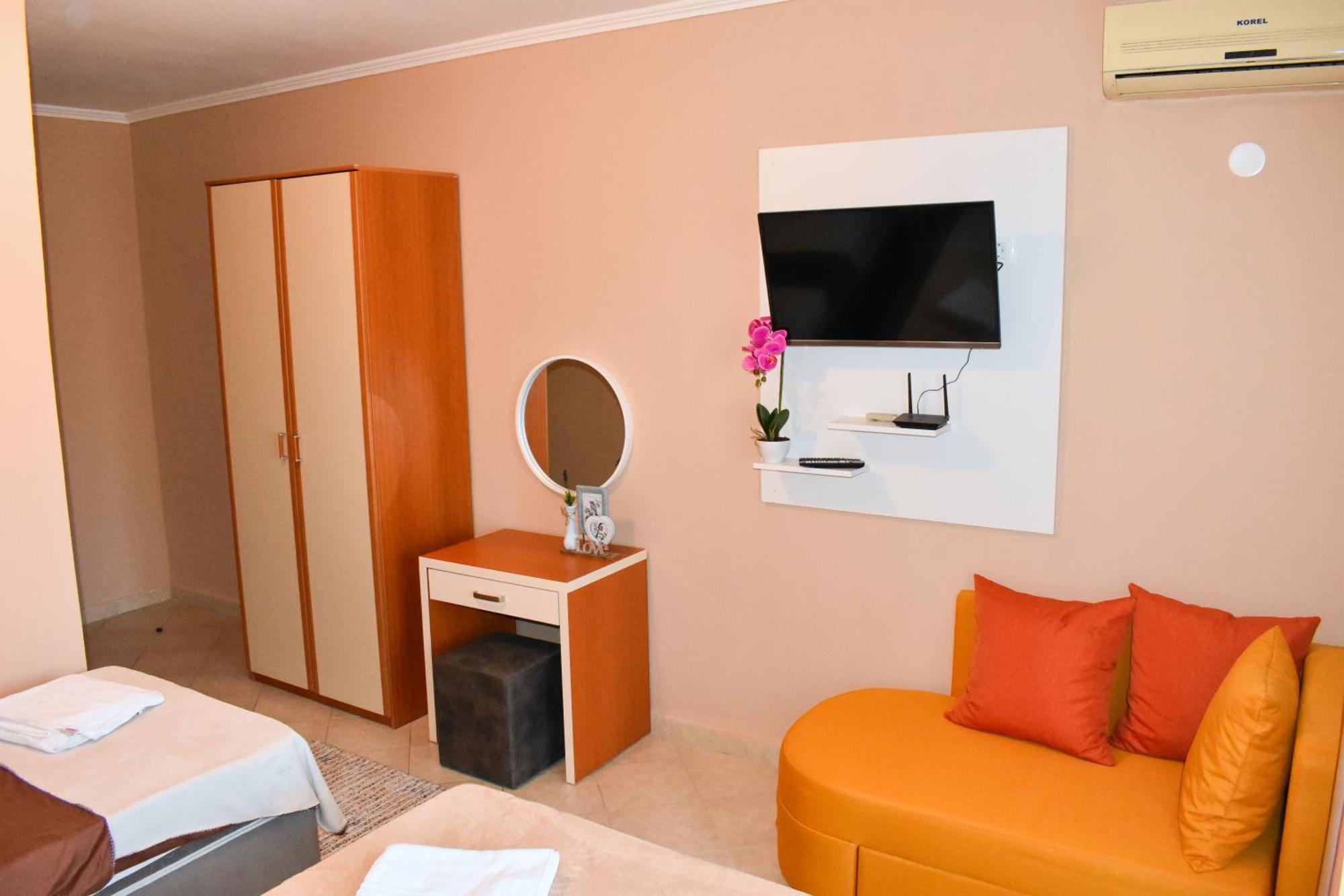 Beach Walk Apartments Улцинь Номер фото